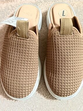 NWT LUSSO CLOUD Pelli Slide